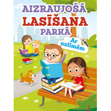 Aizraujošā lasīšana parkā. Ar uzlīmēm